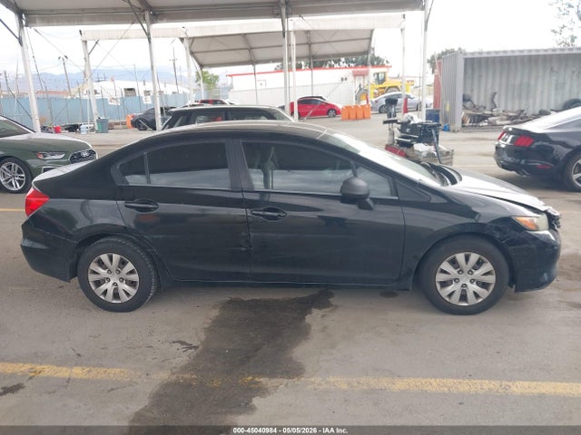 45040984 :رقم المزاد ، 19XFB2F57CE384471 vin ، 2012 Honda Civic Lx مزاد بيع