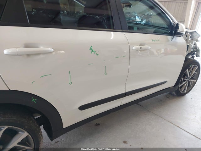 45040998 :رقم المزاد ، KNDCC3LC0N5545122 vin ، 2022 Kia Niro Touring Se مزاد بيع