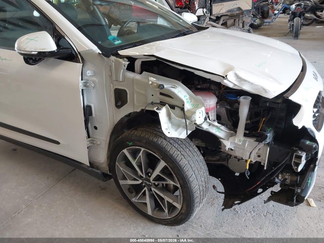 45040998 :رقم المزاد ، KNDCC3LC0N5545122 vin ، 2022 Kia Niro Touring Se مزاد بيع