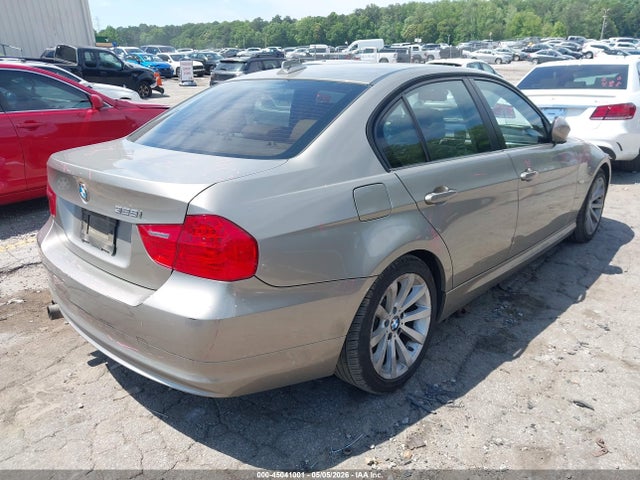 45041001 :رقم المزاد ، WBAPH7C58BE674293 vin ، 2011 Bmw 328i مزاد بيع