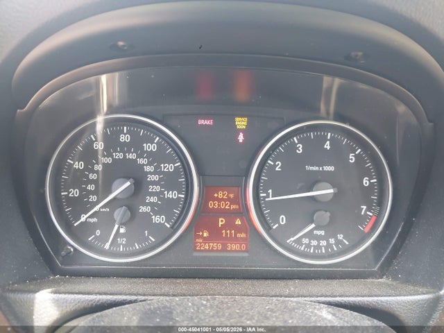 45041001 :رقم المزاد ، WBAPH7C58BE674293 vin ، 2011 Bmw 328i مزاد بيع