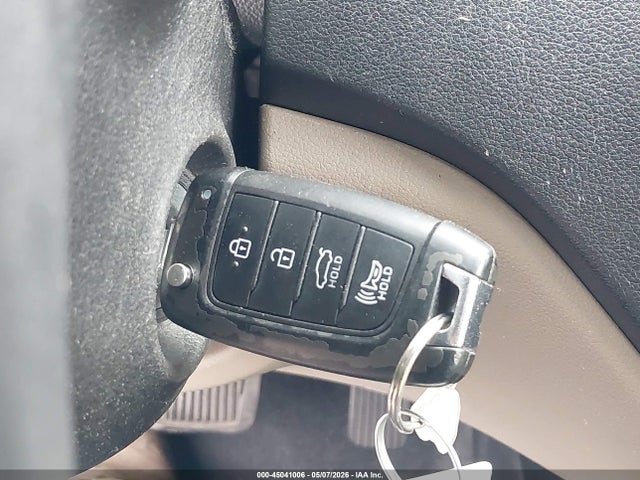 2019 Hyundai Accent Se მანქანა იყიდება აუქციონზე, vin: 3KPC24A31KE088381, აუქციონის ნომერი: 45041006