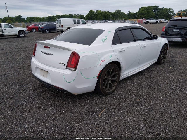 45041008 :رقم المزاد ، 2C3CCABG0HH653380 vin ، 2017 Chrysler 300 300s Alloy Edition مزاد بيع