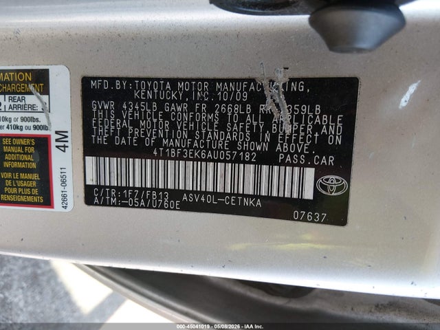 45041019 :رقم المزاد ، 4T1BF3EK6AU057182 vin ، 2010 Toyota Camry Le مزاد بيع