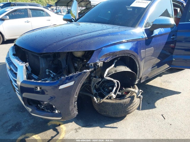 Продажа на аукционе авто 2019 Audi Sq5 3.0t Premium, vin: WA1B4AFY4K2015974, номер лота: 45041045