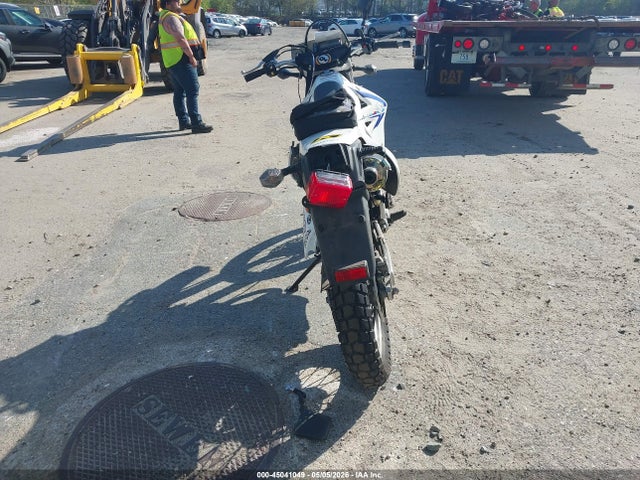 2011 Suzuki Dr-z400 S მანქანა იყიდება აუქციონზე, vin: JS1SK43A5B2101096, აუქციონის ნომერი: 45041049
