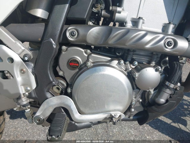 2011 Suzuki Dr-z400 S მანქანა იყიდება აუქციონზე, vin: JS1SK43A5B2101096, აუქციონის ნომერი: 45041049