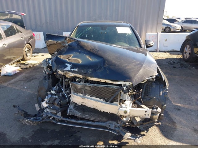 55SWF4JB5JU277731 Mercedes-Benz C 300