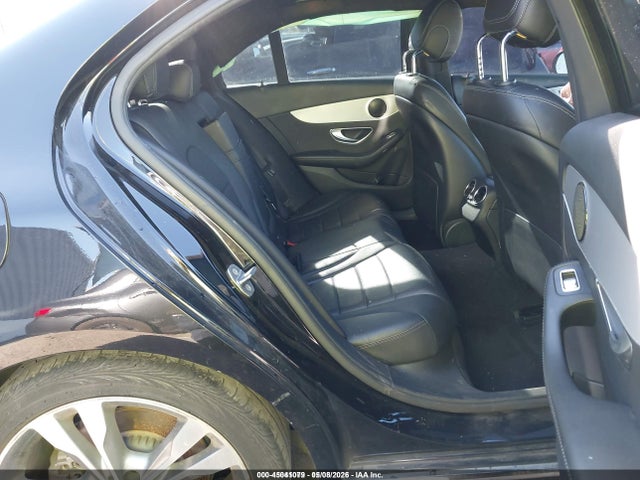 55SWF4JB5JU277731 Mercedes-Benz C 300