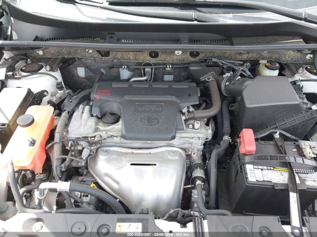 Toyota RAV4 LE 2018 JTMZFREV2JJ745844 Image 10