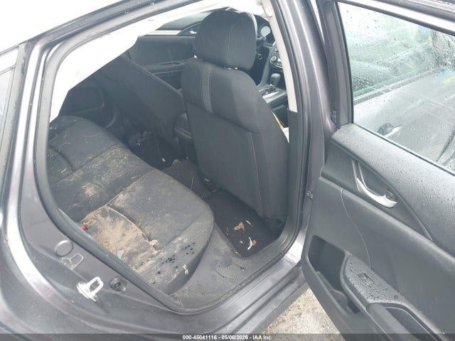 45041116 :رقم المزاد ، 2HGFC2F56JH560491 vin ، 2018 Honda Civic Lx مزاد بيع