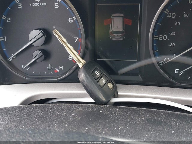 Aukcja sprzedaży 2017 Toyota Rav4 Xle, vin: JTMRFREV4HJ706666, numer aukcji: 45041158