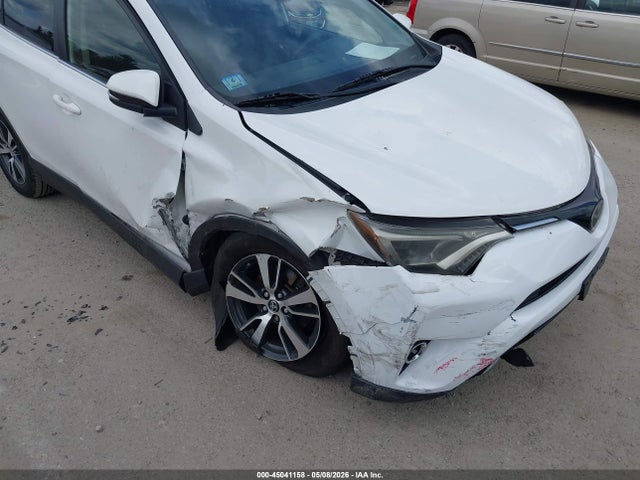 Aukcja sprzedaży 2017 Toyota Rav4 Xle, vin: JTMRFREV4HJ706666, numer aukcji: 45041158