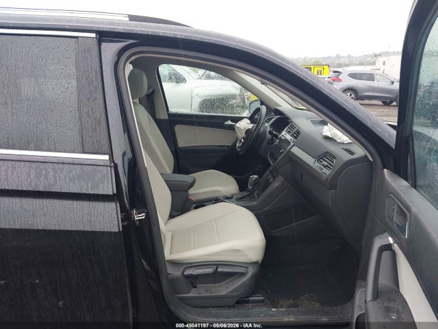 Aukcja sprzedaży 2019 Volkswagen Tiguan 2.0t Se/2.0t Sel/2.0t Sel R-line/2.0t Sel R-line Black, vin: 3VV2B7AX9KM005822, numer aukcji: 45041197