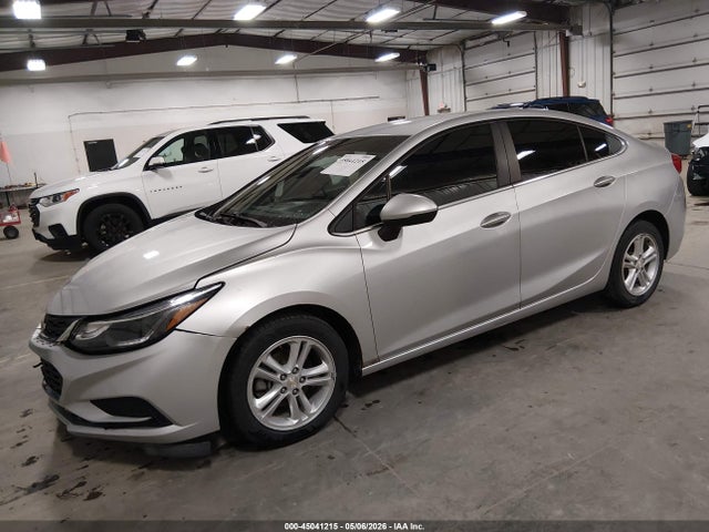 Продаж на аукціоні авто 2017 Chevrolet Cruze Lt Auto, vin: 1G1BE5SM6H7175419, номер лоту: 45041215