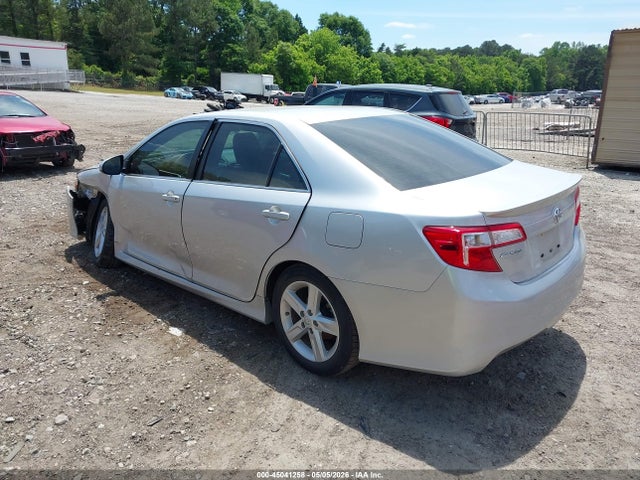 2014 Toyota Camry Se მანქანა იყიდება აუქციონზე, vin: 4T1BF1FK3EU321175, აუქციონის ნომერი: 45041258