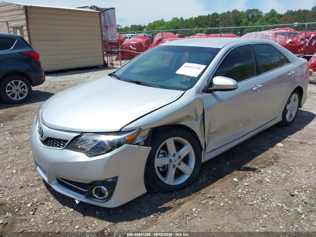 2014 Toyota Camry Se მანქანა იყიდება აუქციონზე, vin: 4T1BF1FK3EU321175, აუქციონის ნომერი: 45041258