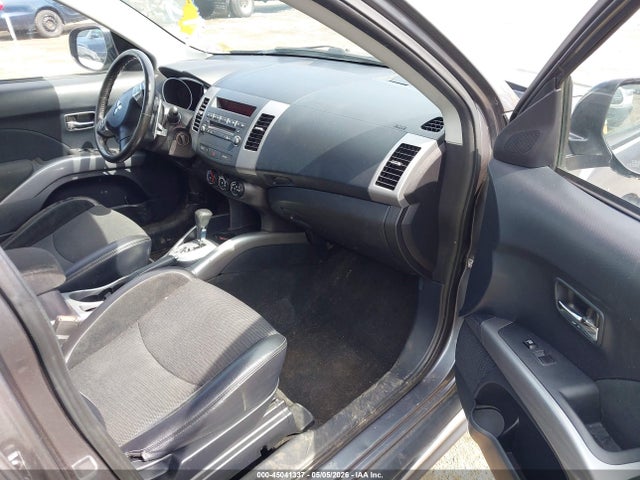 Продаж на аукціоні авто 2011 Mitsubishi Outlander Se, vin: JA4AS3AW4BU030563, номер лоту: 45041337