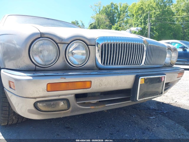 Продажа на аукционе авто 1995 Jaguar Vandenplas, vin: SAJKX1744SC741449, номер лота: 45041385