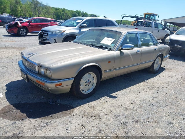 Продажа на аукционе авто 1995 Jaguar Vandenplas, vin: SAJKX1744SC741449, номер лота: 45041385