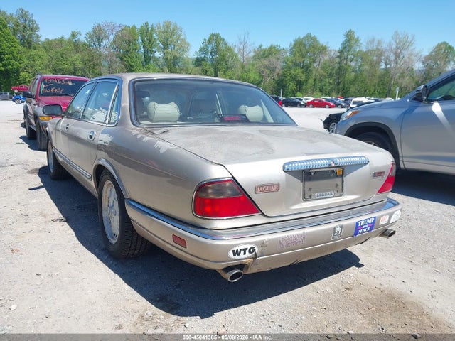 Продажа на аукционе авто 1995 Jaguar Vandenplas, vin: SAJKX1744SC741449, номер лота: 45041385