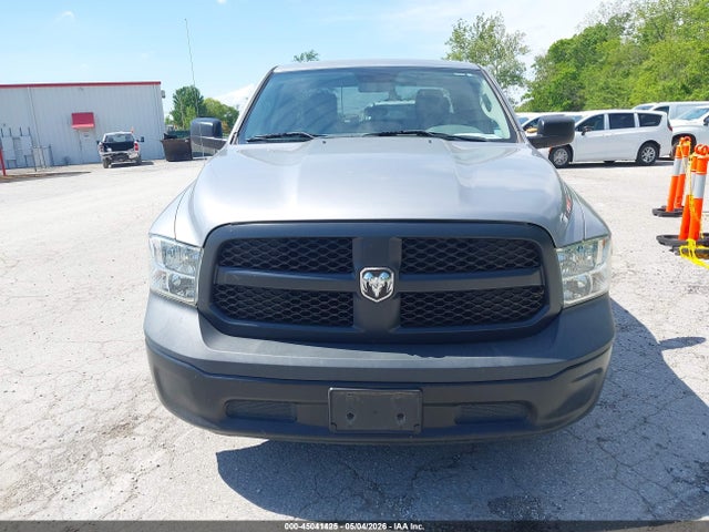 45041425 :رقم المزاد ، 1C6RR6FG7KS621237 vin ، 2019 Ram 1500 Classic Tradesman  4x2 6'4 Box مزاد بيع