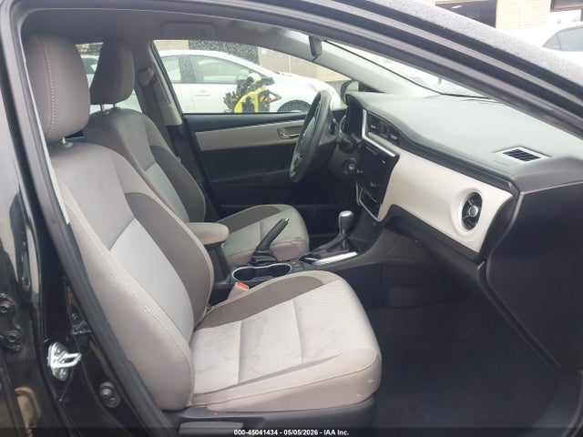 45041434 :رقم المزاد ، 2T1BURHE4HC820570 vin ، 2017 Toyota Corolla Le مزاد بيع