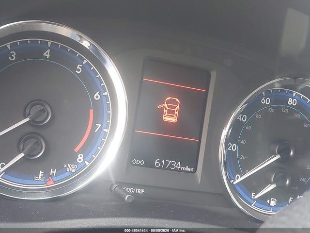 45041434 :رقم المزاد ، 2T1BURHE4HC820570 vin ، 2017 Toyota Corolla Le مزاد بيع