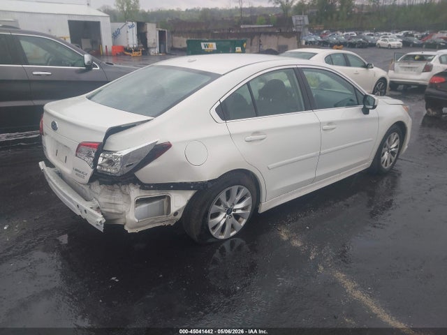 2015 Subaru Legacy 2.5i Premium მანქანა იყიდება აუქციონზე, vin: 4S3BNAC6XF3006055, აუქციონის ნომერი: 45041442