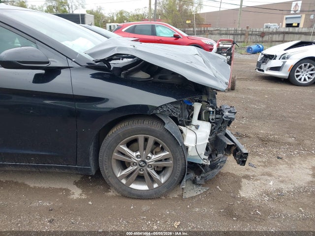 45041464 :رقم المزاد ، KMHD84LF3HU067385 vin ، 2017 Hyundai Elantra Se مزاد بيع