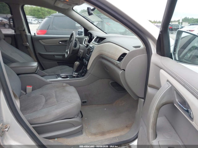 Aukcja sprzedaży 2017 Chevrolet Traverse 2lt, vin: 1GNKRHKD1HJ282949, numer aukcji: 45041492