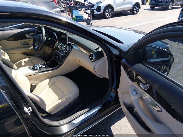 Продажа на аукционе авто 2015 Mercedes-benz C 300, vin: 55SWF4JB4FU059092, номер лота: 45041498