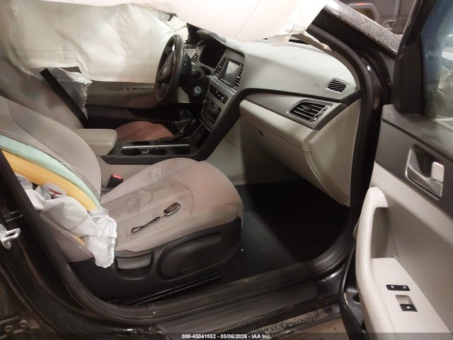 45041552 :رقم المزاد ، 5NPE24AF7FH204896 vin ، 2015 Hyundai Sonata Se مزاد بيع