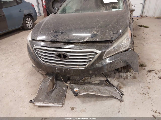45041552 :رقم المزاد ، 5NPE24AF7FH204896 vin ، 2015 Hyundai Sonata Se مزاد بيع
