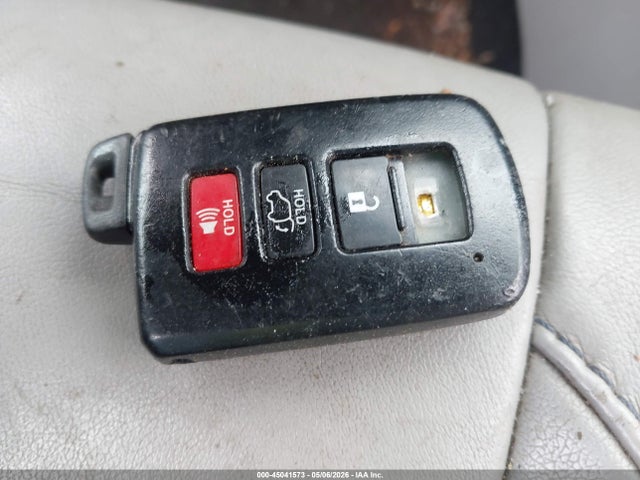 Auction sale of the 2016 Toyota Highlander Xle V6, vin: 5TDKKRFH7GS180380, lot number: 45041573