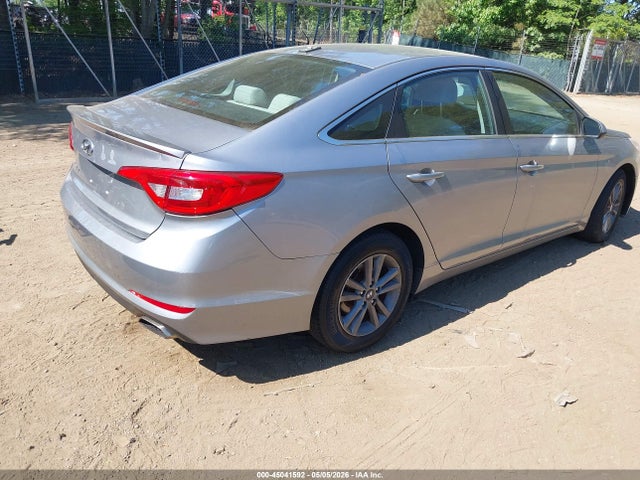 Продажа на аукционе авто 2015 Hyundai Sonata Se, vin: 5NPE24AF6FH129866, номер лота: 45041592