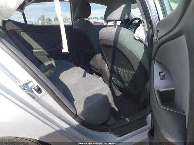 KIA Optima Lx 2015 5XXGM4A74FG500059 Image 8