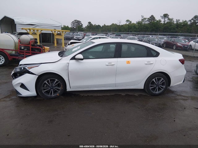 KIA Forte Lxs 2023 3KPF24AD3PE615138 Image 14