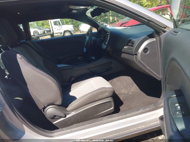 45041671 :رقم المزاد ، 2C3CDZAG0FH856067 vin ، 2015 Dodge Challenger Sxt مزاد بيع