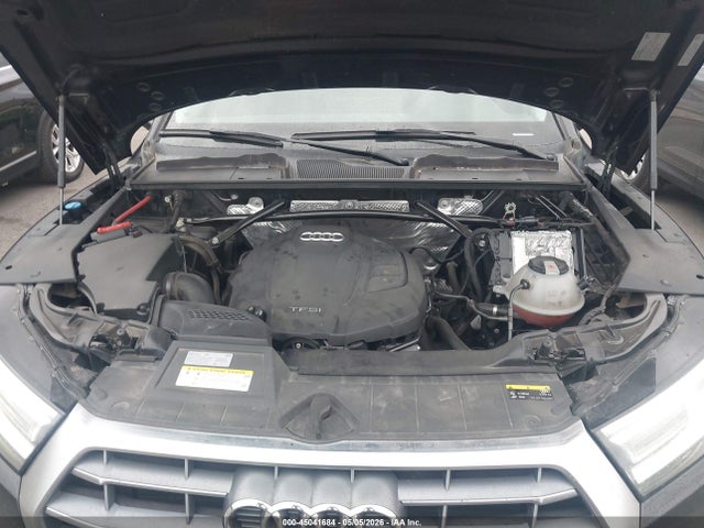 45041684 :رقم المزاد ، WA1ANAFY6J2104971 vin ، 2018 Audi Q5 2.0t Premium/2.0t Tech Premium مزاد بيع