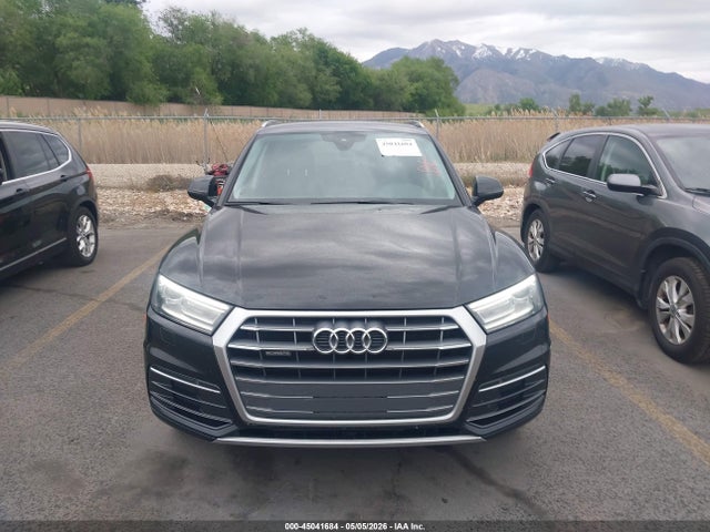 45041684 :رقم المزاد ، WA1ANAFY6J2104971 vin ، 2018 Audi Q5 2.0t Premium/2.0t Tech Premium مزاد بيع