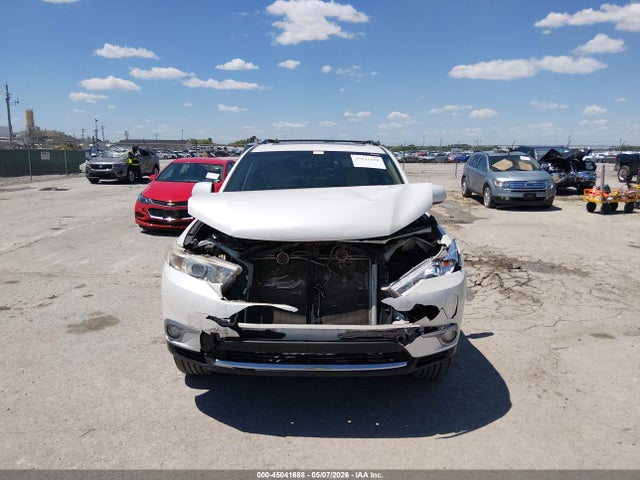 2013 Toyota Highlander Se V6 მანქანა იყიდება აუქციონზე, vin: 5TDBK3EH0DS270559, აუქციონის ნომერი: 45041688