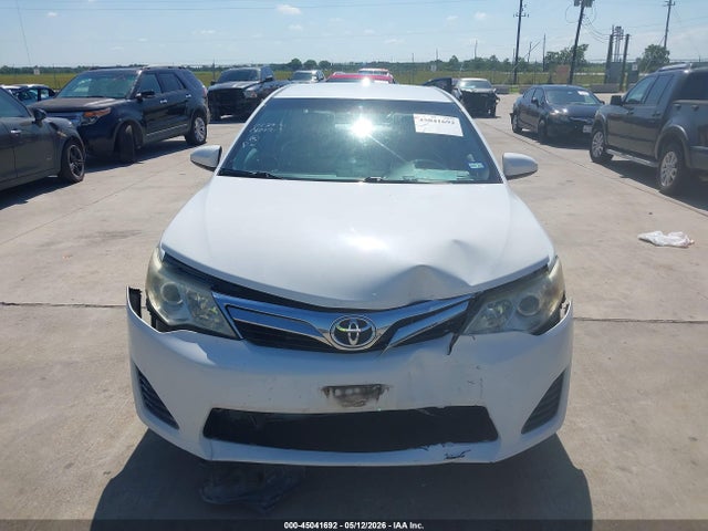 45041692 :رقم المزاد ، 4T1BF1FK5CU586869 vin ، 2012 Toyota Camry Le مزاد بيع