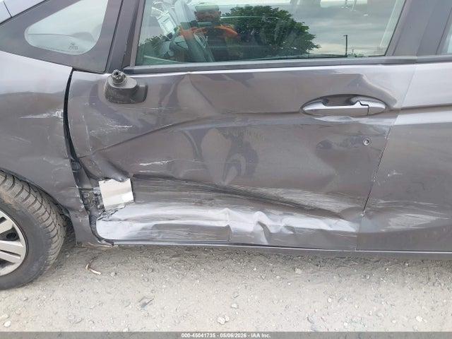 Aukcja sprzedaży 2015 Honda Fit Lx, vin: 3HGGK5H54FM719460, numer aukcji: 45041735