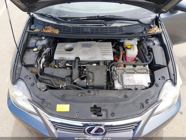 Lexus CT 200H 2014 JTHKD5BH8E2174115 Image 17