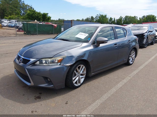 Lexus CT 200H 2014 JTHKD5BH8E2174115 Image 2