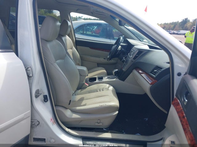 45041818 :رقم المزاد ، 4S4BRDKC6C2235634 vin ، 2012 Subaru Outback 3.6r Limited مزاد بيع