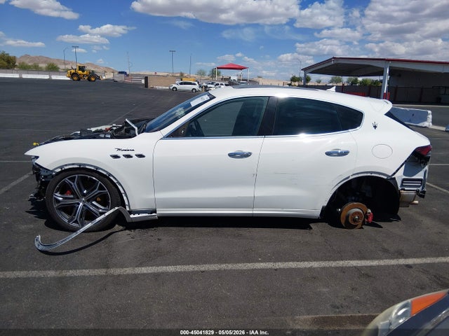 Maserati Levante Modena Ultima 2024 ZN661YUM1RX443733 Image 13