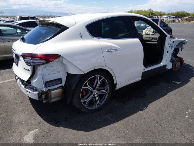 Maserati Levante Modena Ultima 2024 ZN661YUM1RX443733 Image 4