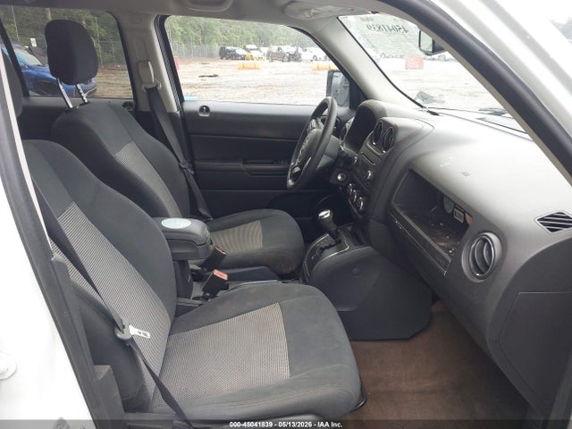 45041839 :رقم المزاد ، 1C4NJPBA9HD149500 vin ، 2017 Jeep Patriot Sport Fwd مزاد بيع